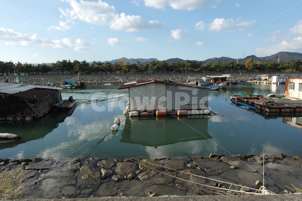 신호항,신호포구,구름,부산강서구,횟집,자연,풍경,nature,landscape,transportation,교통,watercraft,선박,vehicle,차량,water,물