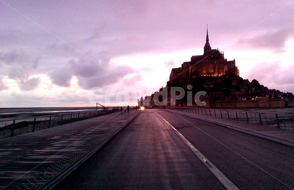 몽생미셸,몽생미셀,montsaintmichel,프랑스,road,도로,석양,관광지,빛,구름,성,프랑스몽생미셸,감성,노을,저녁,관광,유럽,보라색노을,붉은노을,보라노을,보라색,해외,외국,세계,foreign,oversea,world