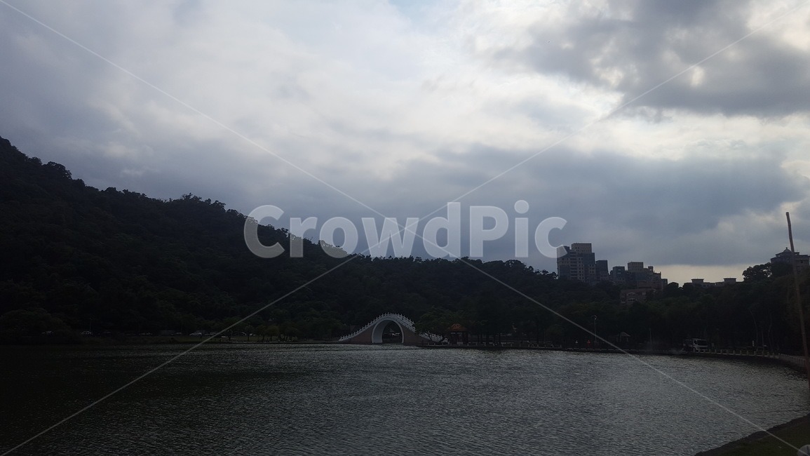 하늘,산,호수,나무,풍경,구름