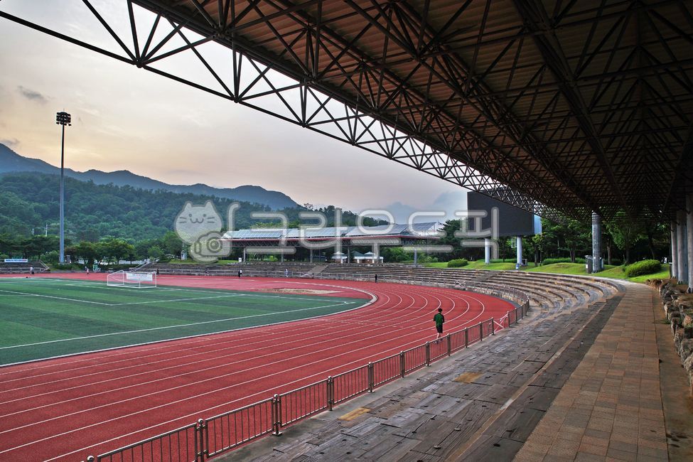 관문체육공원,과천,관중석,트랙,축구장,인조잔디,체육공원,운동장,체육시설,레저