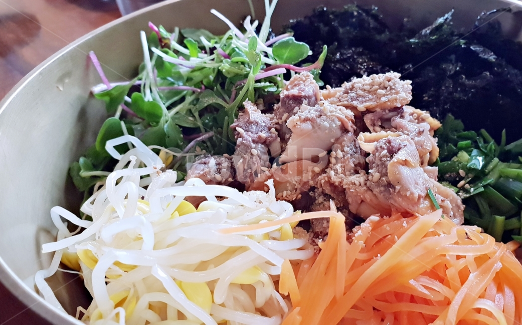 비빔밥,한식,음식,식사,꼬막,꼬막비빔밥,야채,채소,한국음식,food,koreanfood,fresh,신선한,콩나물,당근,감성,cook,음식,식재료,요리,food,cook,meal,dishes,food reserves,한식,한국음식,한국요리,korean food,korean dishes,korean meal,korean cook