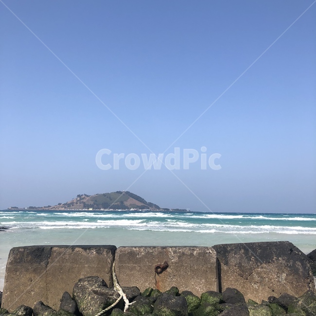 제주도,바다,봄,경치,제주도바다,오름,풍경,자연,풍경,nature,landscape,한국자연풍경,한국자연경관,korea nature landscape,제주도,jeju,jeju island,outdoors,옥외,land,땅,ocean,대양,water,물,sea,shoreline,해안선,promontory,곶