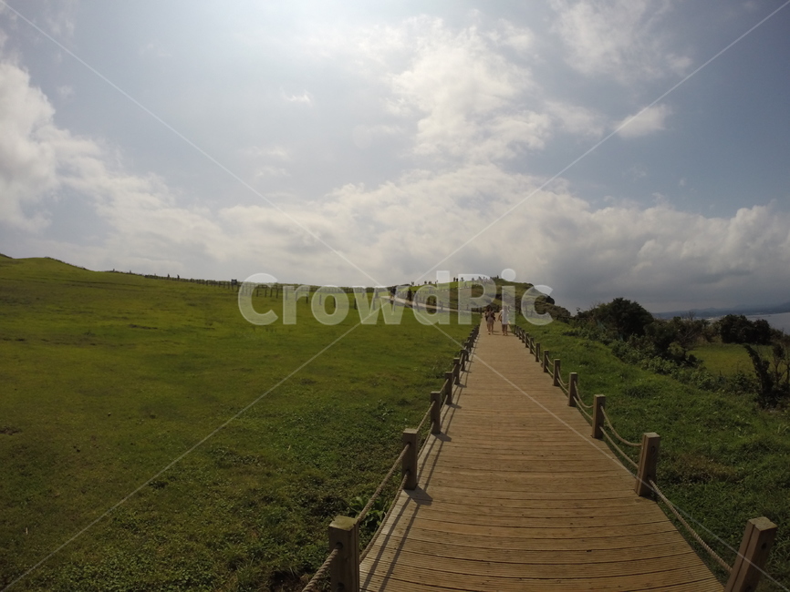 제주도,산책로,등산로,오름,우도,하늘,구름,평야,평원,제주도평원,자연,풍경,nature,landscape,bridge,다리,building,건물,boardwalk
