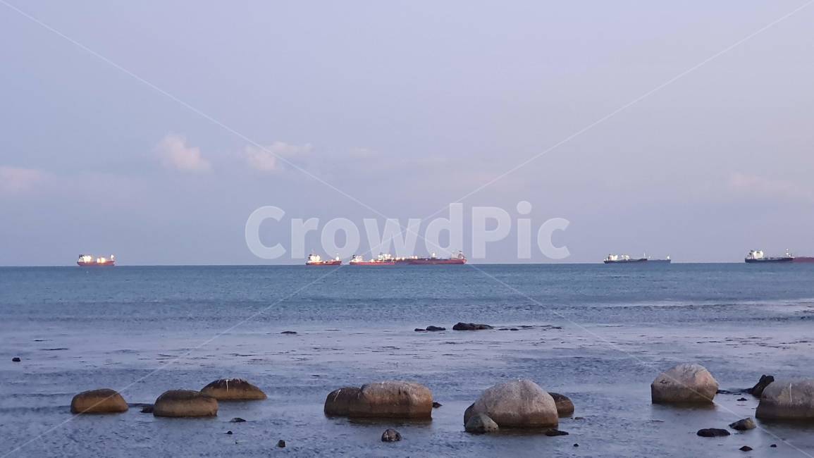 water,물,port,포트,dock,독,항구,선박,ship,ocean,crane,바다,파도,sea,wave,하늘,구름,sky,cloud,vehicle,transportation,다리,울산대교,대교,bridge,city,슬도,울산,방어진,ulsan,bangajin,등대,자연,풍경,nature,landscape