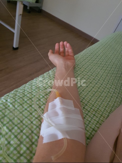 링거,링겔,병원,응급실,간호,입원,건강,아픔,질병,의료,의학,hospital,medical,환자,손,수액,신체일부,병,주사,ringer,팔,영양제,감기,독감,포도당,clinic,신체일부,몸,body,의료,의학,병원,medical,hospital,clinic