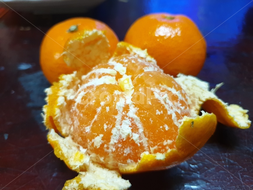 귤,과일,fruit,orange,tangerine,탠저린,클레멘타인,clementine,사츠마,satsuma,오렌지,감귤,껍질,귤껍질,제철과일,겨울제철과일,겨울과일,식품,식자재,식재료,음식,식재료,요리,food,cook,meal,dishes,food reserves,과일,열매,fruit