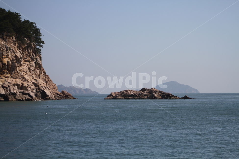 섬,바위섬,한려해상국립공원,바다,island,남해바다,자연,풍경,nature,landscape,한국자연풍경,한국자연경관,korea nature landscape,land,땅,outdoors,옥외,ocean,대양,sea,water,물,shoreline,해안선