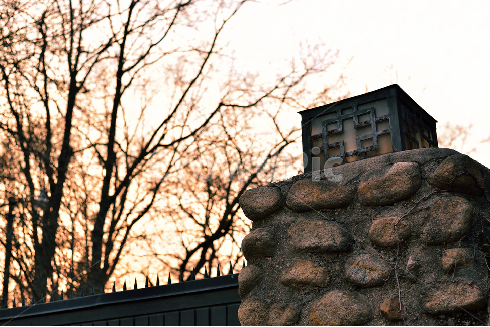 정동길,덕수궁,일몰,노을,sunset,한국명소,한국문화,도시,도심,도시풍경,도심풍경,풍경,쓸쓸함,조명,연등,landscape,urban,city