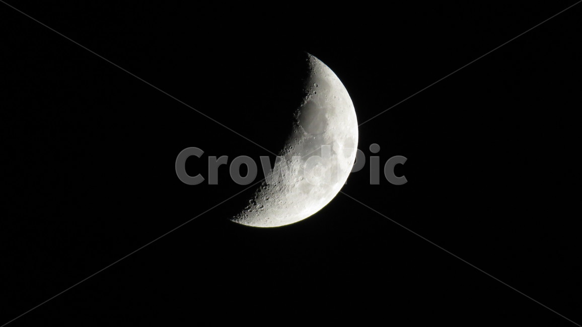 달,반달,moon,달확대,밤달,야경,밤,풍경,nightscape,night,landscape,outdoors,옥외,astronomy,천문학,outer space,대기권 밖,universe,우주,nature,자연