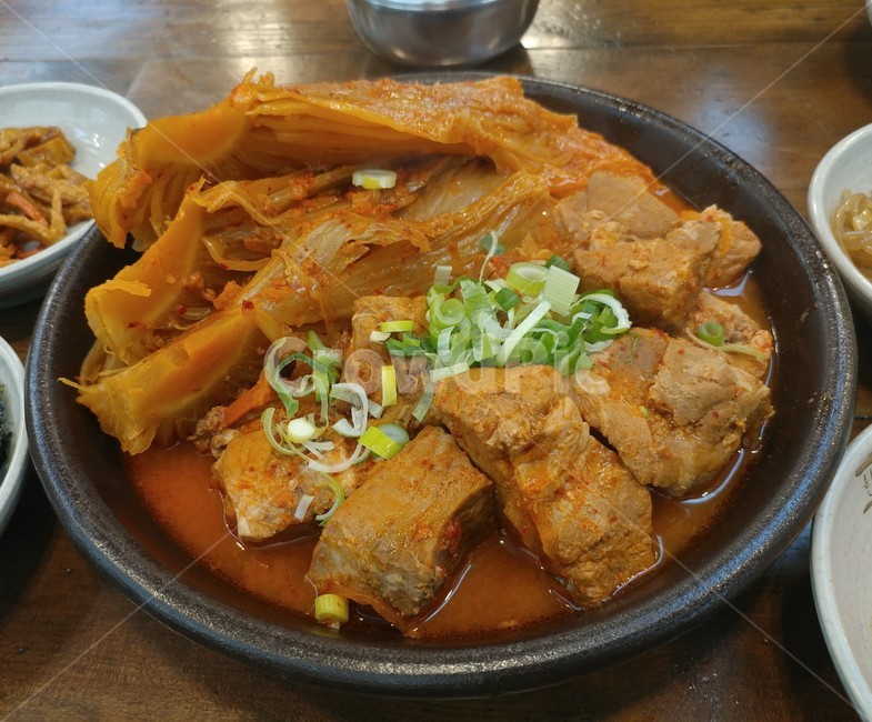 한식,김치찜,돼지고기,돼지김치찜,김치요리