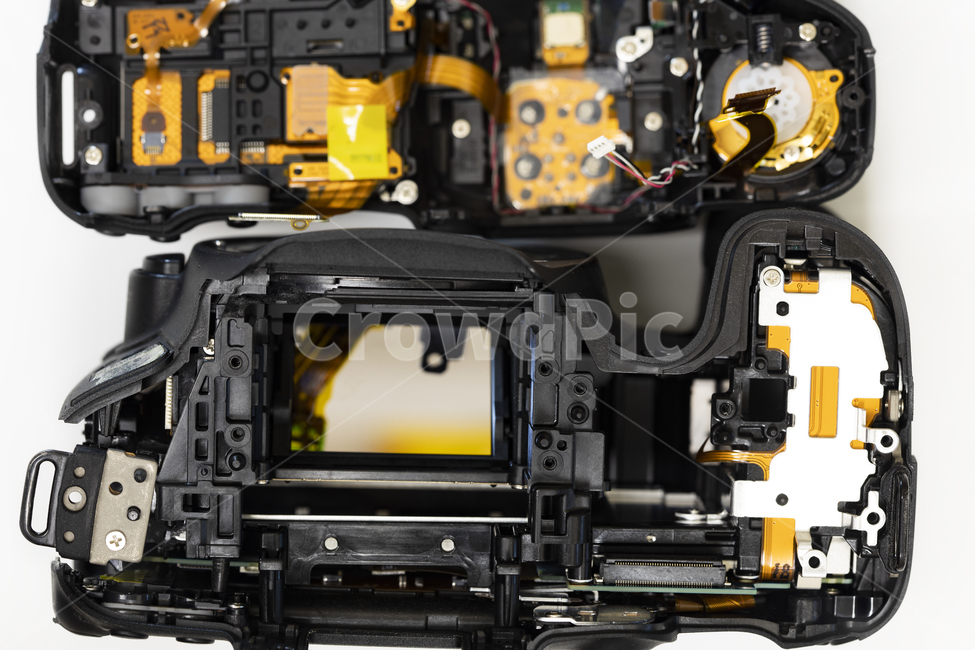 broken,mirror,solid,accurate,shutter,part,high price,decomposition,aluminum,electronic circuit,body,mount,mended,plastic,Board,screw,damaged,assembly,dslr,camera,circle,case