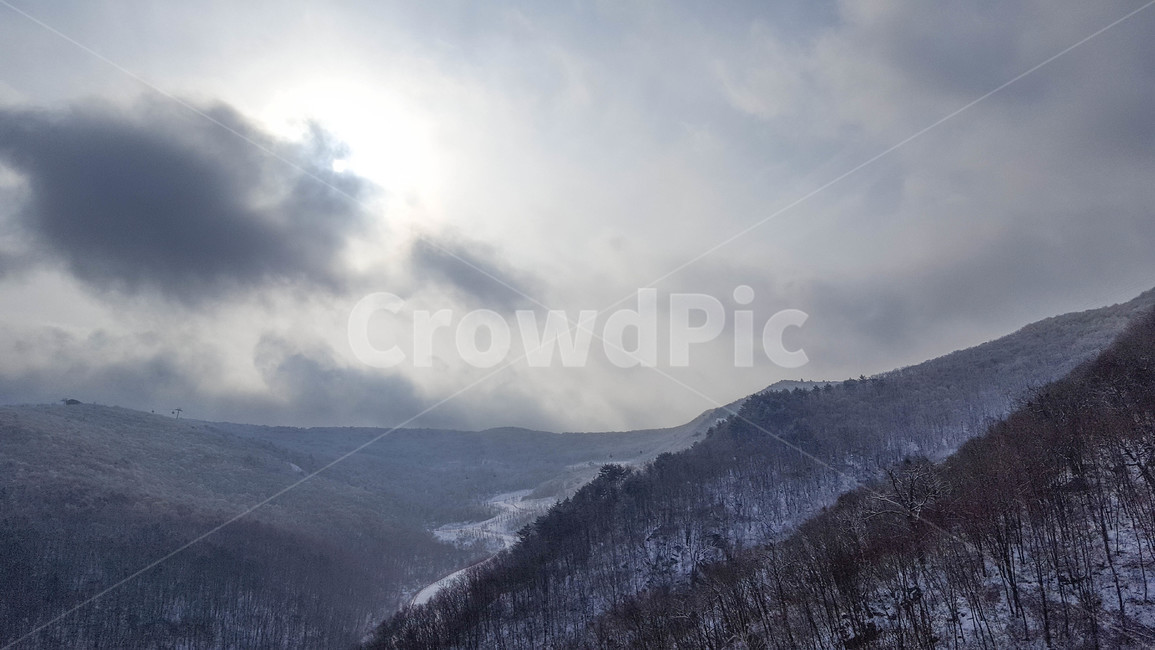 하늘,겨울,눈,구름,등산,겨울,계절,winter,season,자연,풍경,nature,landscape,outdoors,옥외,mountain,산,tree,나무,plant,식물,fir,전나무