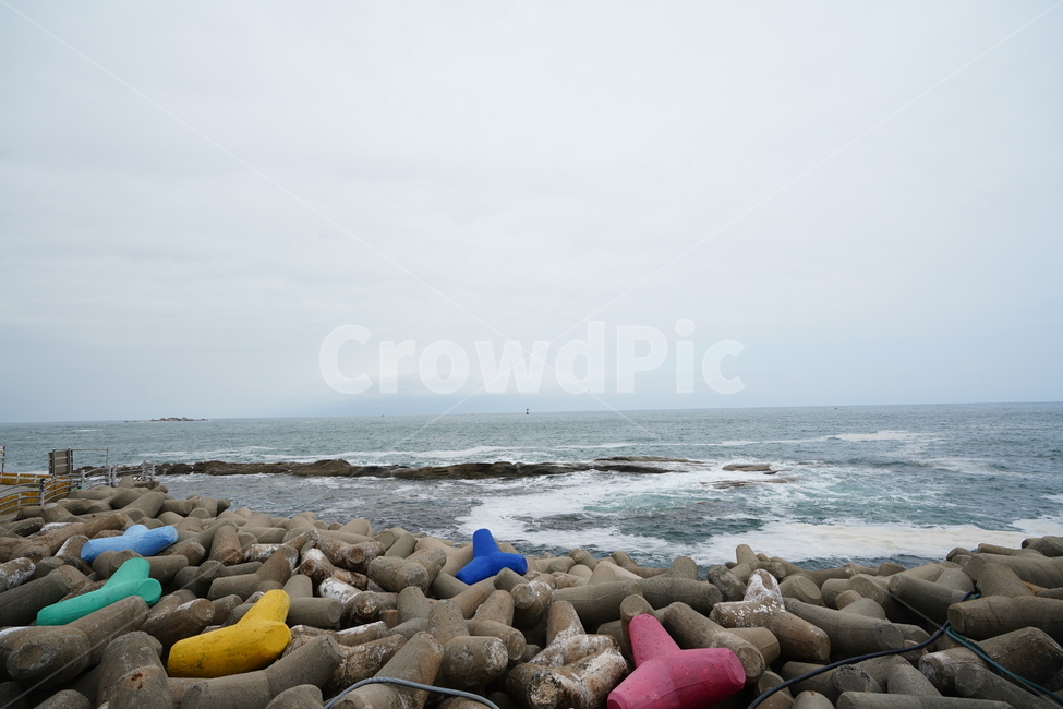 바다,sea,방파제,파도,자연,풍경,물,여름,동해안,하늘,자연,풍경,nature,landscape,rubble,파편