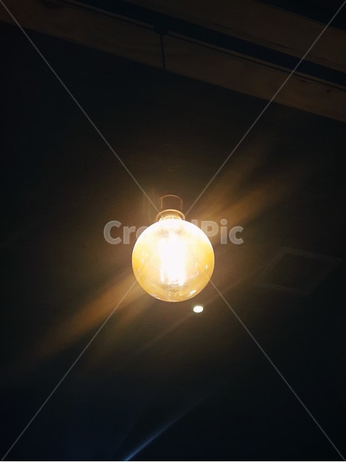 전구,조명,은은한조명,반짝,생각