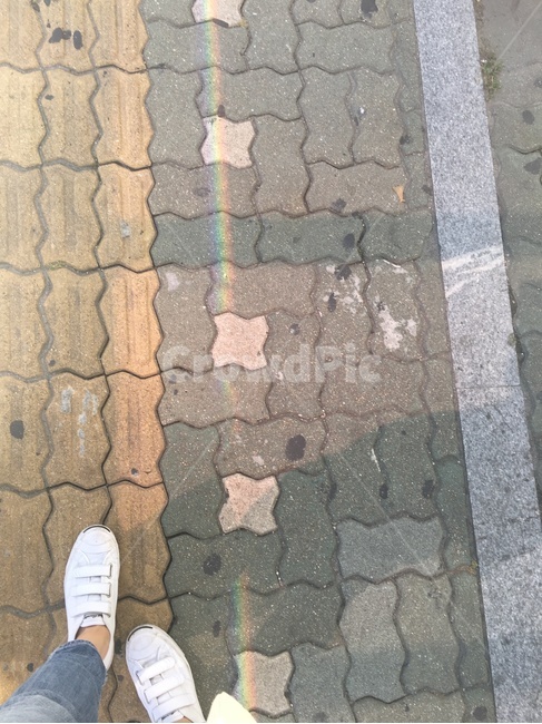 운동화,보도블록,인도,무지개,걷기