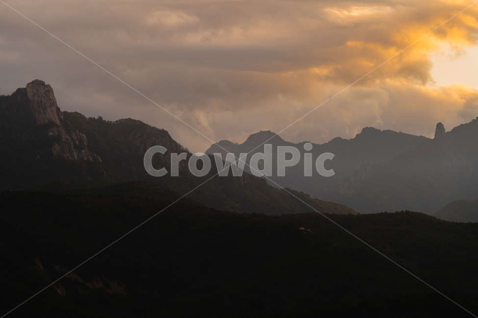 mountainrange,산맥,nature,자연,peak,옥외,outdoors,산,mountain,피크