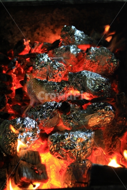 모닥불,숯불,고구마,호일,알미늄호일,음식,식재료,요리,food,cook,meal,dishes,food reserves