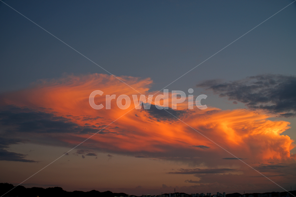 풍경,하늘,구름,노을,경치,도시,아파트,저녁,석양,cloud,sky,sunset,붉은노을,자연,풍경,nature,landscape,색깔,색상,색채,색감,color sense,color sensitivity,feeling of color,outdoors,옥외,dusk,황혼,일몰,dawn,새벽,red sky,붉은 하늘