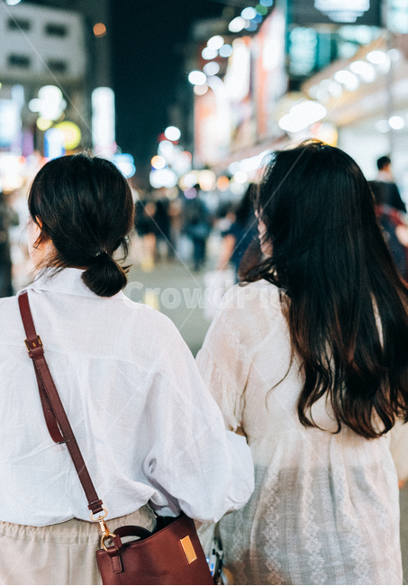 자매,팔짱,sister,여성,인간,female,사람,인물,인간,human,person,여성,여자,woman,female,lady