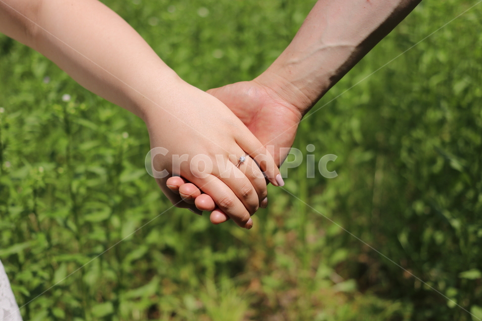 행복한날,손,반지,약속,자연,풍경,모델,여자,사람,인물,인간,human,person,신체일부,몸,body,연인,커플,사랑,lover,couple