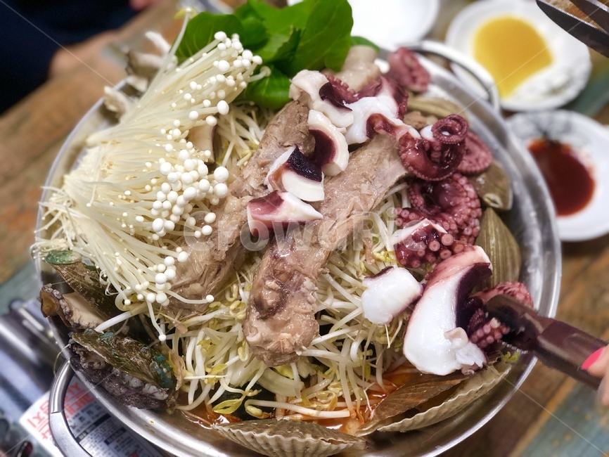 koreanfood,korean,seafood,해물갈비찜,해물찜,술안주,저녁,메뉴,음식,식재료,요리,food,cook,meal,dishes,food reserves