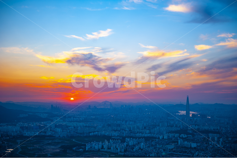 남한산성전망대,남한산성,서울전경,석양,해넘이,landscape,도시,풍경,city,landscape,한국도시풍경,한국도시경관,korea cityscape,nature,자연,outdoors,옥외,sky,하늘,dusk,황혼,dawn,새벽,red sky,붉은 하늘,sunset,일몰