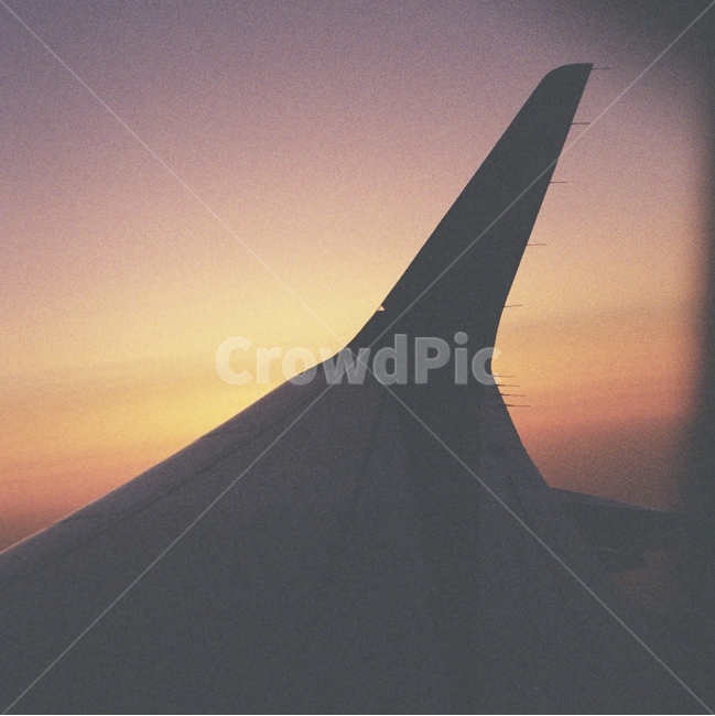 비행기,plane,하늘,구름,노을,일몰,해질녘,비행,sky,clouds,sunset,창가