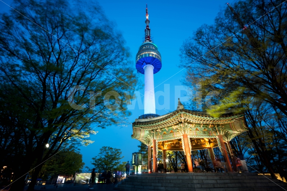 남산타워,팔각정,풍경,야경,장노출,야경,밤,풍경,nightscape,night,landscape,랜드마크,landmark,tourist attraction,한국랜드마크,한국관광지,한국명소,korea landmark,korea tourist attraction,architecture,건축물,building,건물,tower,탑