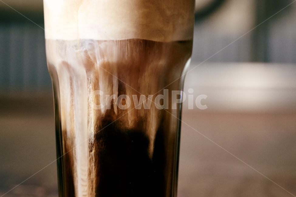 drink,coffee,커피,비엔나커피,아인슈페너,beverage,마실것,glass,유리,viennacoffee,einspanner,카페,크림,cafe,감성,sensible,sensible,커피,카페,coffee,cafe
