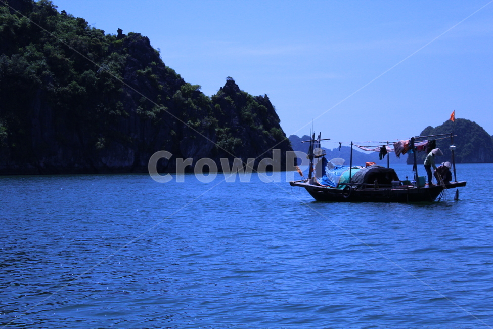 nature,자연,보트,water,ocean,대양,sea,바다,shoreline,해안선,선박,자연유산,베트남,산업,industry,industrial,어업,fishery,fishing industry