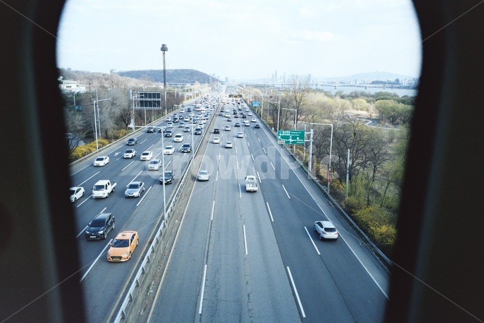 지하철,봄,한강북로,자유로,퇴근길,자동차,교통,교통수단,traffic,transportation