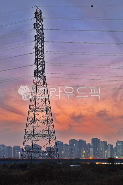 pylon,tidal valley,sunset,transmission tower,Wolgot,foreshore