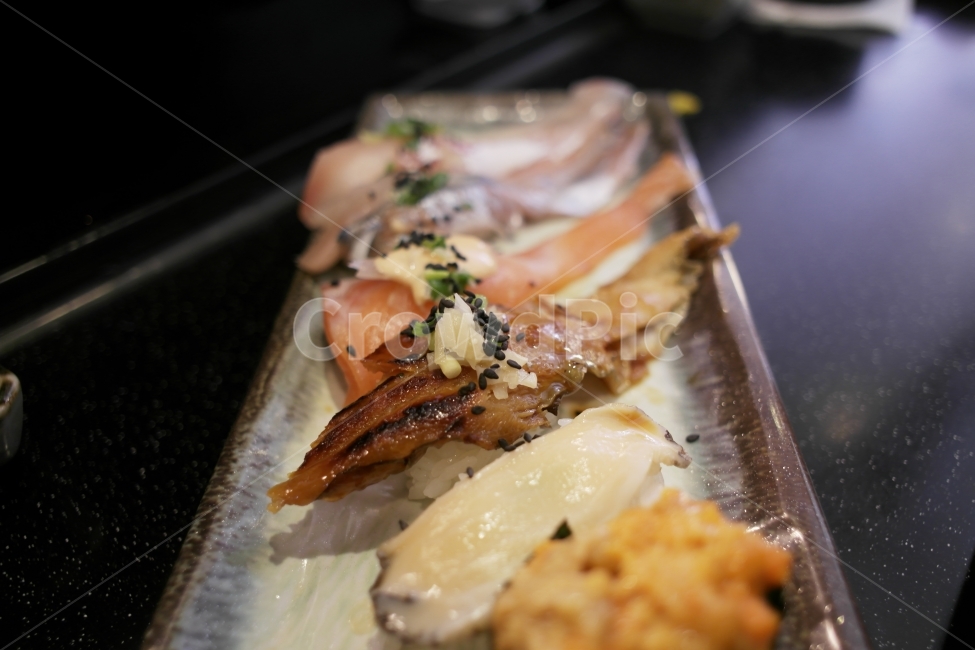 장어초밥,전복초밥,연어초밥,초밥세트,스시,음식,식재료,요리,food,cook,meal,dishes,food reserves,수산물,해산물,fishery products,seafood,일식,일본음식,일본요리,Japanese food,Japanese dishes,Japanese meal,Japanese cook