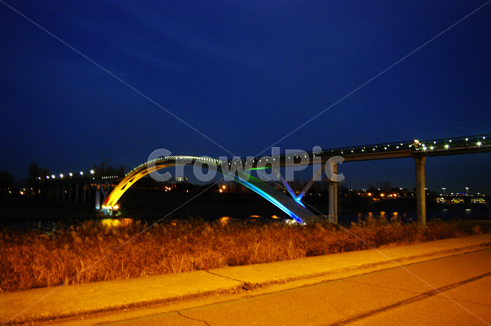 서울,한강,공원,야경,다리,불빛,조명,억새밭,야경,밤,풍경,nightscape,night,landscape,건축물,건물외관,exterior,building,structure,architecture,construction,road,도로,freeway,고속 도로,bridge,건물