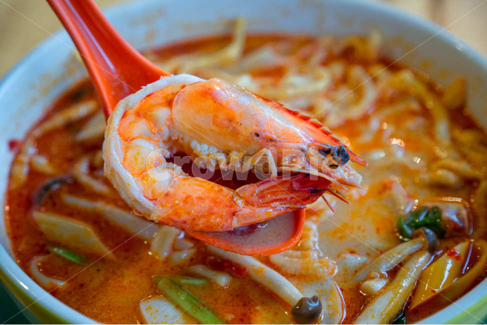 똠양꿍,태국음식,누들,국수,새우,매콤한,맛있는,새콤한,토마토,요리,레스토랑,나무,테이블,국물,태국전통음식,food,thailandfood,음식,식재료,요리,food,cook,meal,dishes,food reserves,면류,면요리,noodles