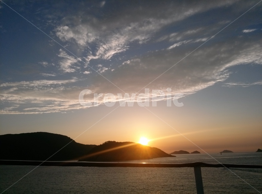 일몰,구름,하늘,바다,해질녘,자연,빛,플레어,햇빛,sunset,cloud,sky,sea,nature,light,flare,sunlight,outdoors,옥외