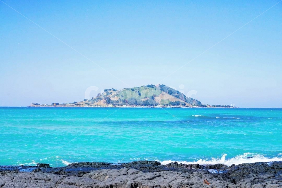제주도,비양도,협재해수욕장,제주도여행,가을바다,자연,풍경,nature,landscape,한국자연풍경,한국자연경관,korea nature landscape,제주도,jeju,jeju island,색깔,색상,색채,색감,color sense,color sensitivity,feeling of color,outdoors,옥외,land,땅,sea,바다,water,물,ocean,대양,shoreline,해안선,coast,연안