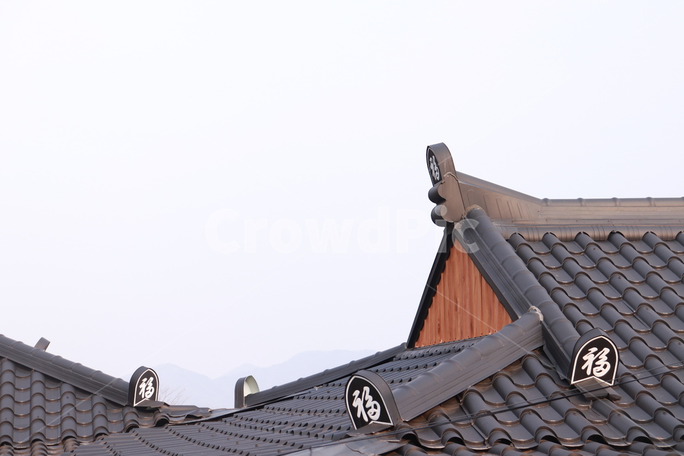 한옥,가옥,지붕,기와,한국적인지붕,한국전통,한국문화,korean traditional,korean culture,건축물,건물외관,exterior,building,structure,architecture,construction