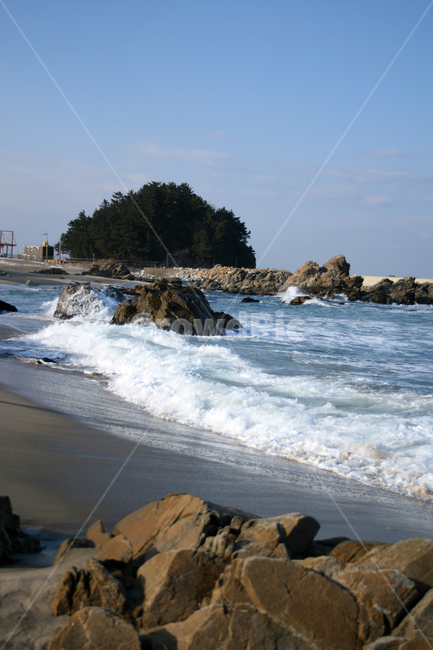 바다,하늘,파도,바위,구름,풍경,해변,자연,풍경,nature,landscape,한국자연풍경,한국자연경관,korea nature landscape,해변,바다,beach,sea,outdoors,옥외,water,물,ocean,대양,promontory,곶