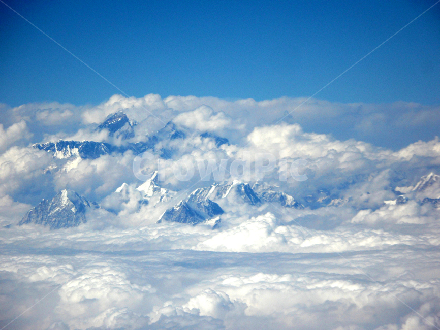 mountainrange,mountains,nature,clouds,mountain range,cloud,mountain,himalayas,outdoors,background,himalayan mountains