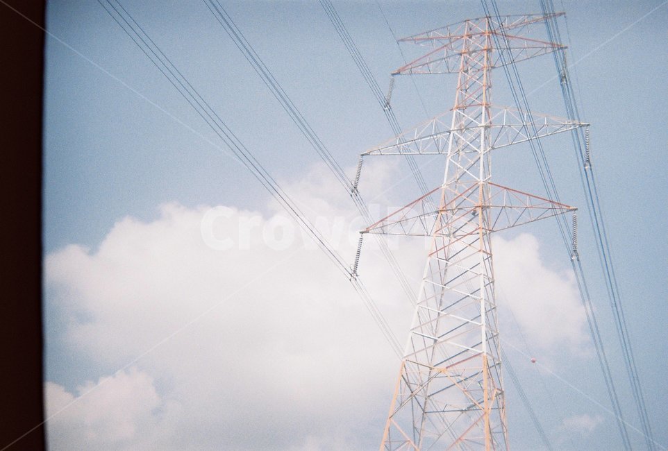 하늘,전기줄,구름,파스텔하늘,필름카메라,산업,industry,industrial,에너지산업,energy industry,cable,케이블,power lines,전력선,electric transmission tower,송전탑