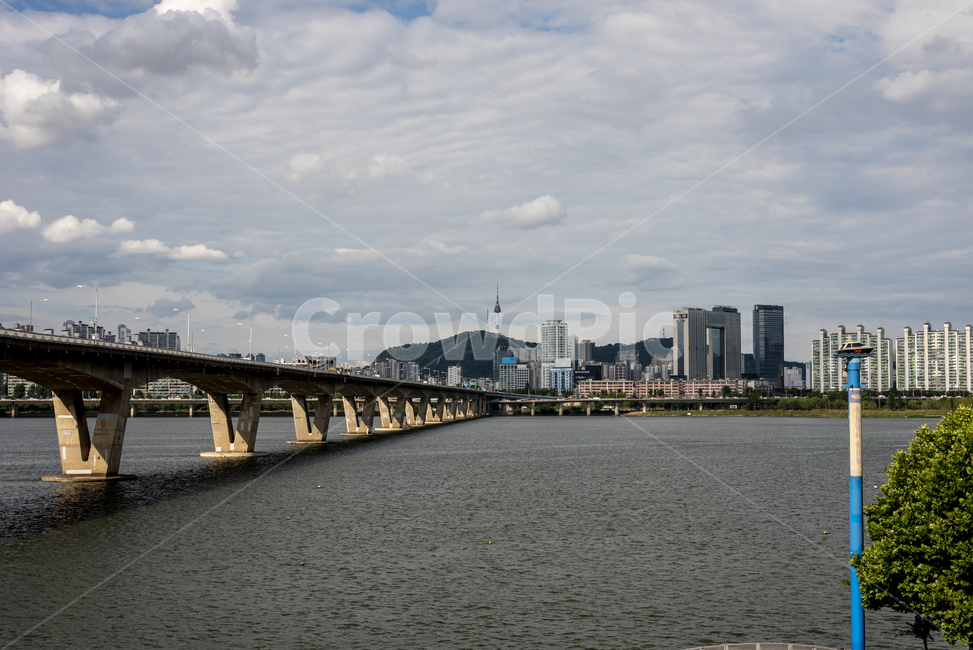 cloud,sky,Wonhyo Bridge,cityscape,summer,park,Han River