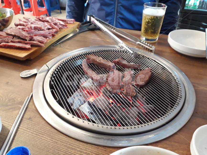 고기,맥주,저녁,술,요리,가족,외식,고깃집,meat,beer,dinner,drink,eat,cook,family,eatout