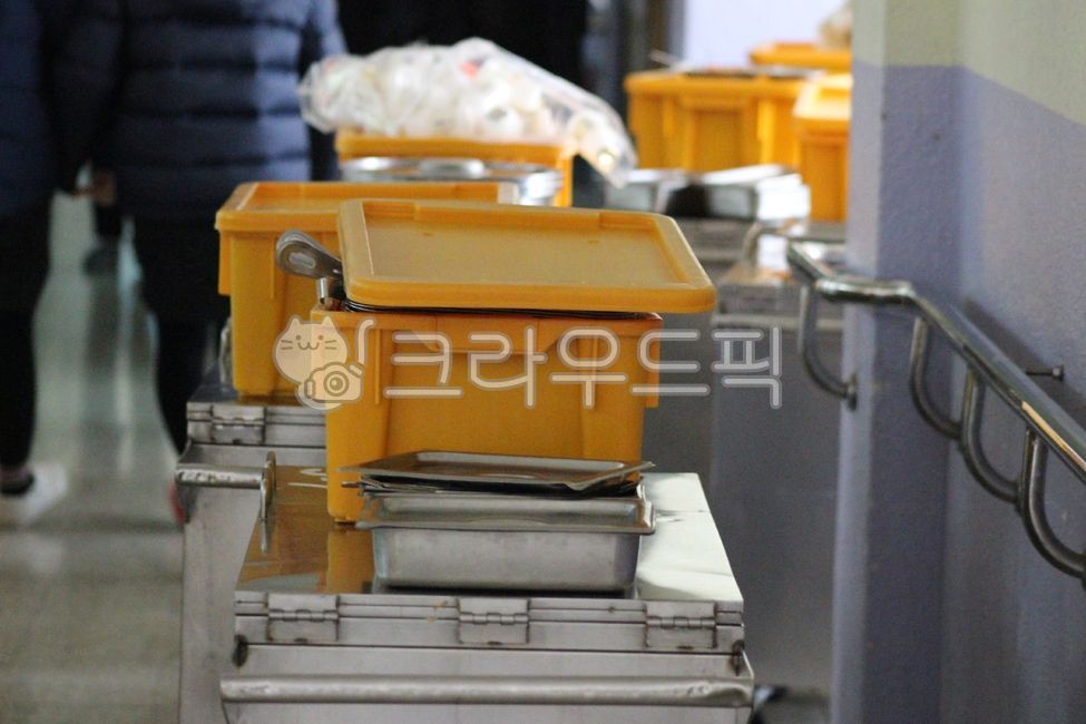 tray,school,Box,cafeteria,Meal truck