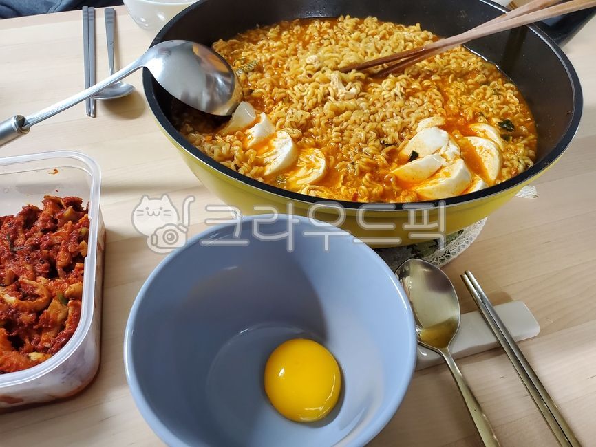 라면,계란,계란노른자,노른자,순두부라면,food,ramen,egg,yellowegg,bowl,그릇