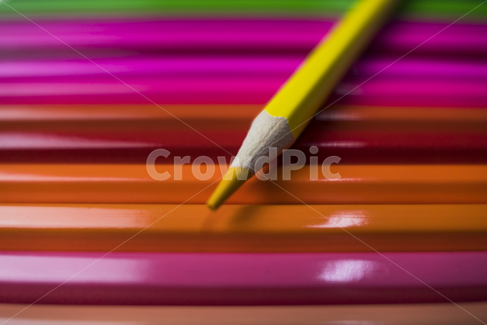 파스텔,색연필,미술,색상,그림,파스텔톤,색깔,배경,배경이미지,붓,브러쉬,컬러,학용품,문구류,사무용품,school supplies,stationery,office supplies