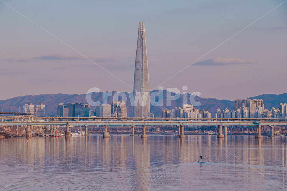 롯데타워,랜드마크,서울,서울풍경,서울롯데타워,잠실,뚝섬한강공원,뚝섬,뚝섬유원지,한강,한강공원,peaceful,평화로운,편안한,휴식처,힐링,안락한,따뜻한,warm,분위기,한국도시경관,도시풍경,한국,맑은,깨끗한,청명한,한국도시풍경,풍경,color,색감,색채,계절,season,색깔,색상