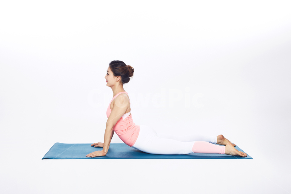 스포츠,홈트레이닝,요가,예쁜,트레이닝,실내운동,아름다운,사람,여자,젊은여자,츄리닝,요가복,콘셉,스트레칭,유연성,근력운동,생활,맨손체조,필라테스,다이어트,살빼기,자기개발,관리,뷰티,운동복,30대,20대,한국인,포즈,요가동작,동작,건강,신체,움직임,프로필,무용수,바디프로필,코어운동,복근운동,발란스,균형,트레이닝복,코어,복근,헬스,헬스트레이닝,사람,인물,인간,human,person,여성,여자,woman,female,lady,건강,헬스웨어,헬스케어,healthware,health care