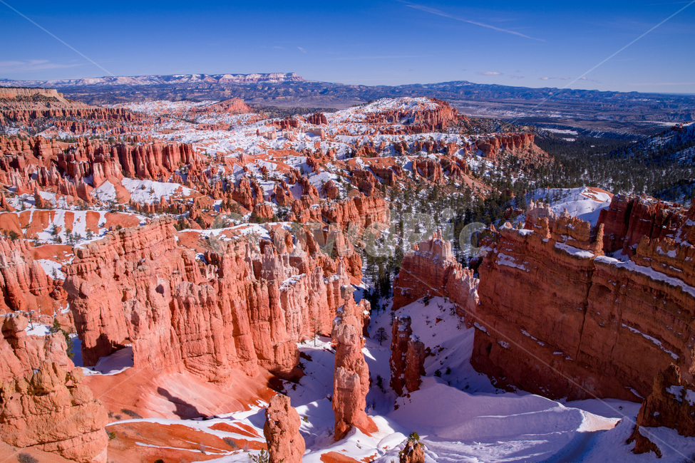 famous,america,bryce,brycecanyon,brycecanyonnationalpark,canyon,erosion,geology,hoodoo,landmark,landscape,national,nature,orange,park,red,rock,scenic,sky,snow,southwest,tourism,usa,utah,view,미국,유타,브라이스캐년,눈,겨울,자연,산