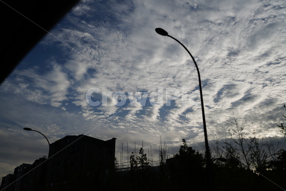하늘,구름,노을,스카이,실루엣,자연,어둠,빛,감성,cloud,blue,sky,풍경,자연,풍경,nature,landscape,실루엣,그림자,silhouette,shadow,lamp post,램프 포스트